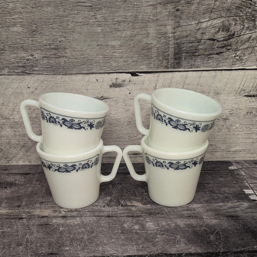 Pyrex Old Town Blue Onion Pattern Mugs